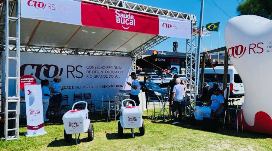 XANGRI-LÁ RECEBEU A AÇÃO DE SAÚDE BUCAL EM UMA EDIÇÃO QUE ATRAIU CENTENAS DE VERANISTAS